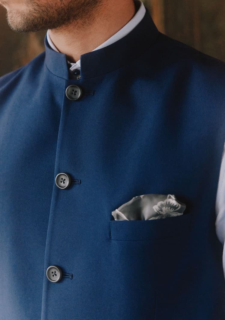 jacket front close up